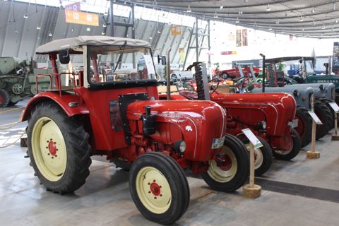 120324_retro_porsche_tractoren